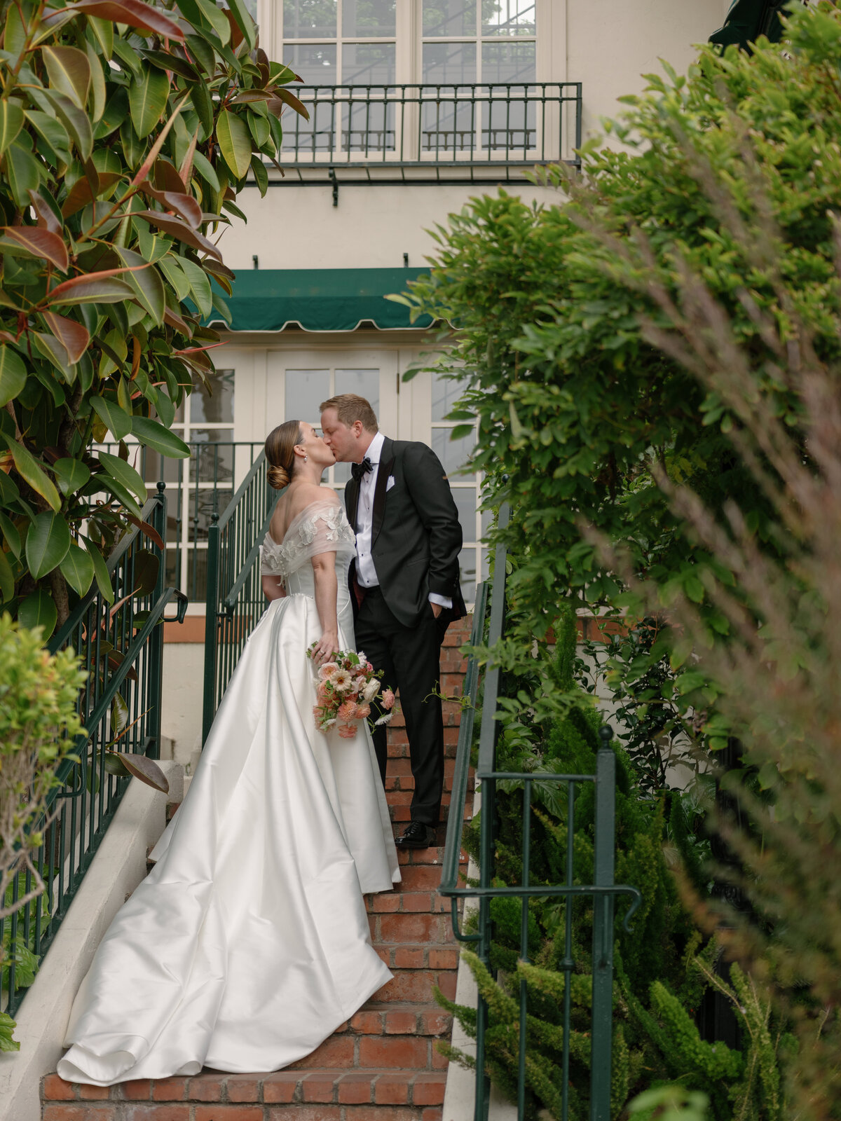 Leister-Wedding-Portraits-Family-Kelli-Christine-Photo-98