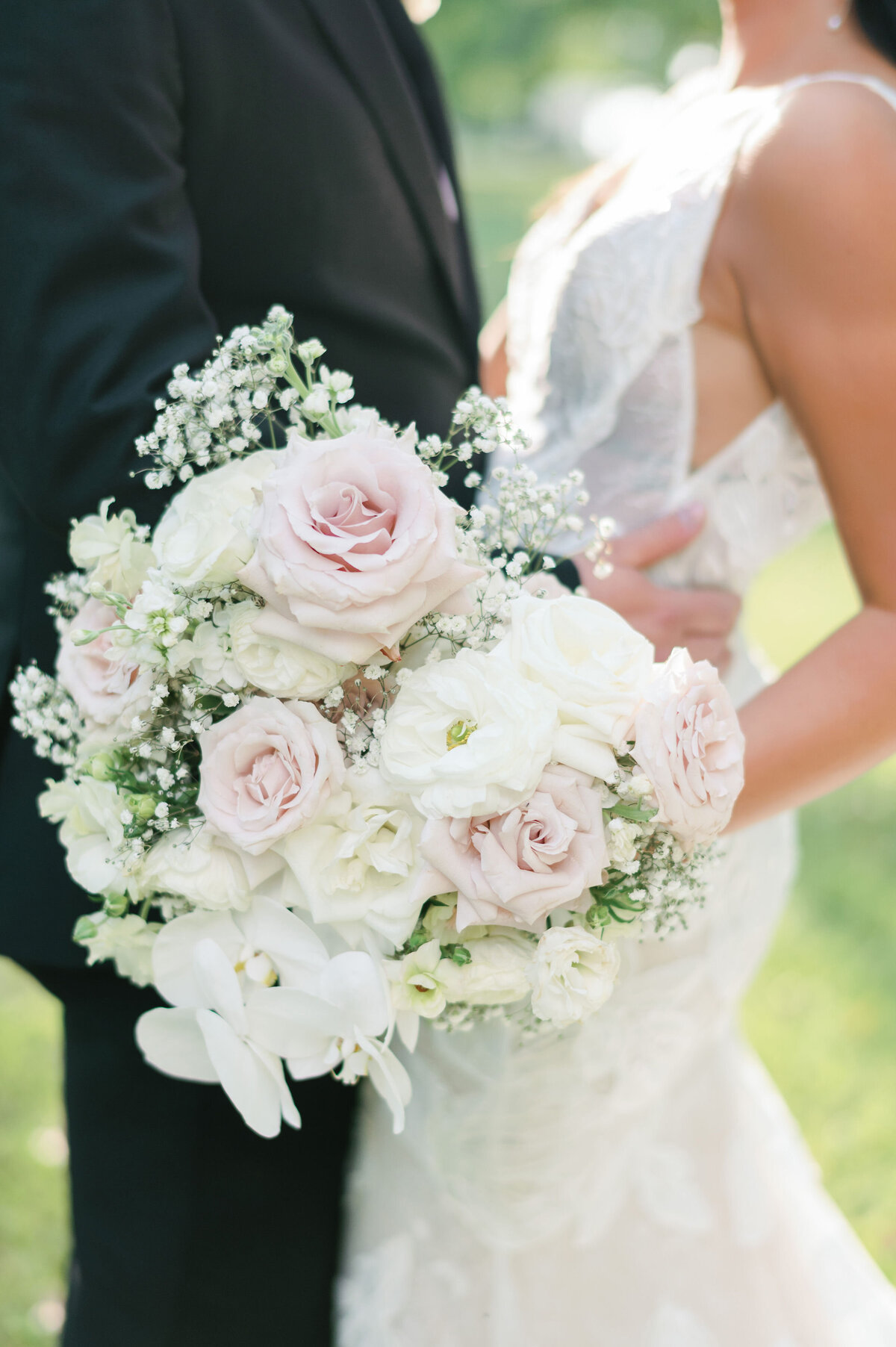 Meraki Design Wedding and Event Floral Studio Florist Wedding Flowers Full Service St. Louis Destination Luxury Floral Design Florists Designers Personal Unique Mandernach-5-portraits-130