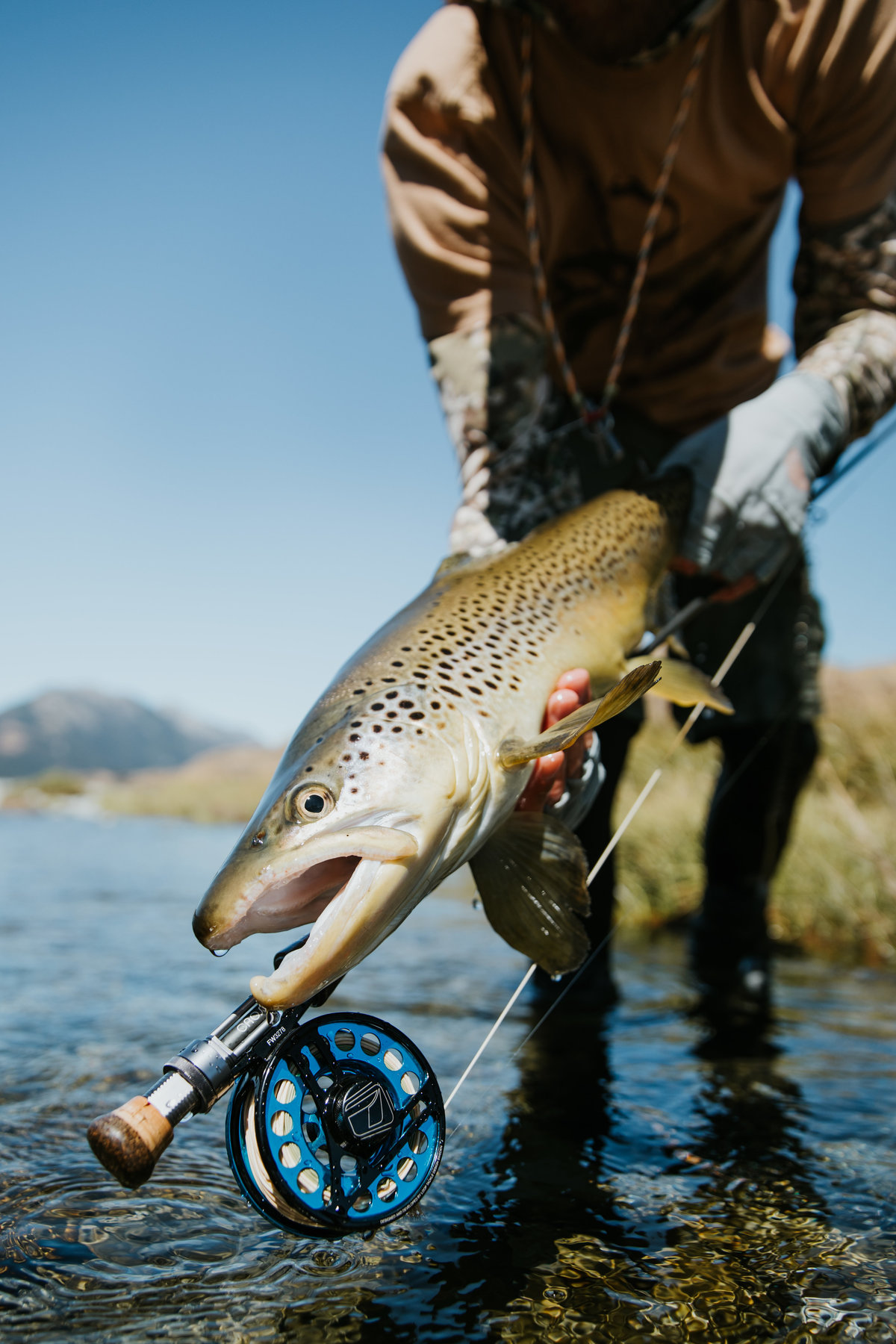 New-Zealand-trout-flyfishing-lifestyle-photography-180