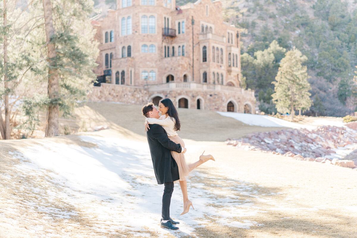 Glen Eyrie Castle Winter Engagment Pictures Colorado Springs Elena Spraguer Photography 0014