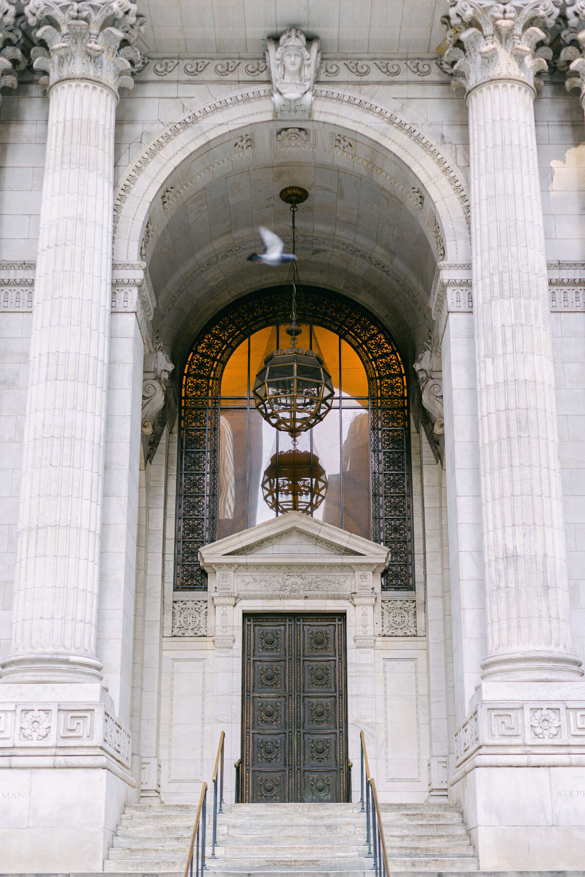 Larisa Shorina Photography Boutique Editorial Wedding Photography New York City Paris France Destination Elegant Natural Intimate Luxury High End Wedding Engagement Photographer-Elopement-Larisa-Shorina-2