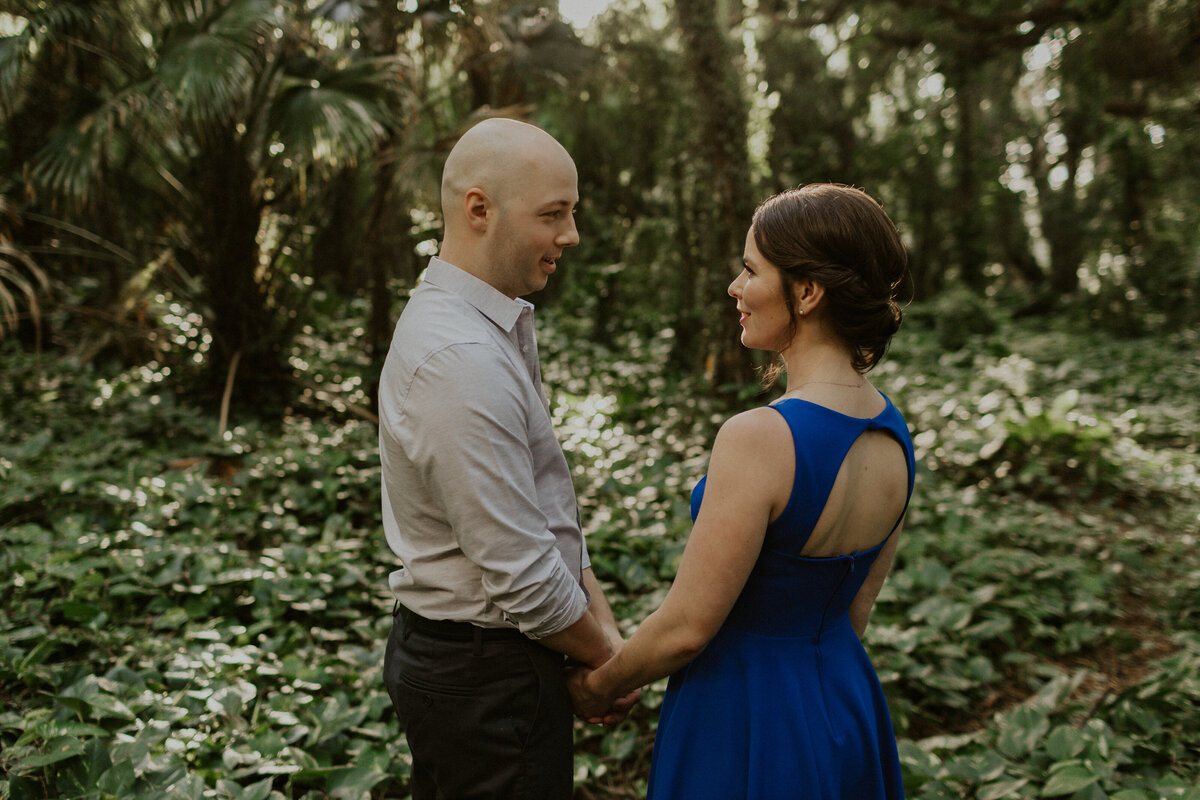 What to wear for Engagement Photos in Maui-2