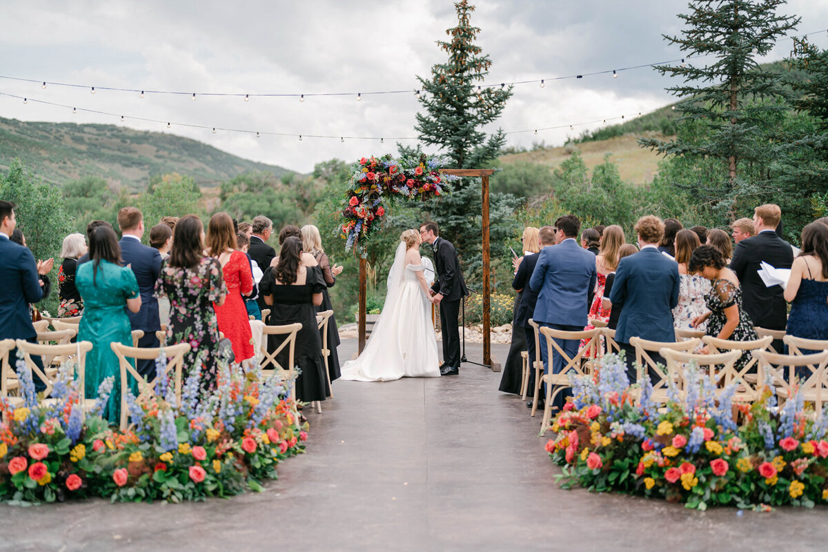 blue-sky-ranch-park-city-mountain-summer-wedding-pepper-nix-2119-1146