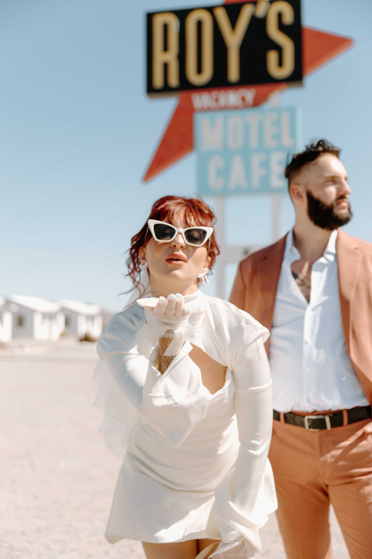 Retro-70s-Motel-Elopement_1536