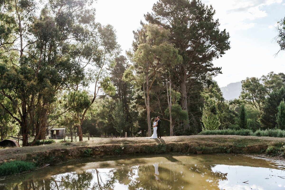 Elope-styled-micro-intimate-wedding-the-log-cabin-ranch44