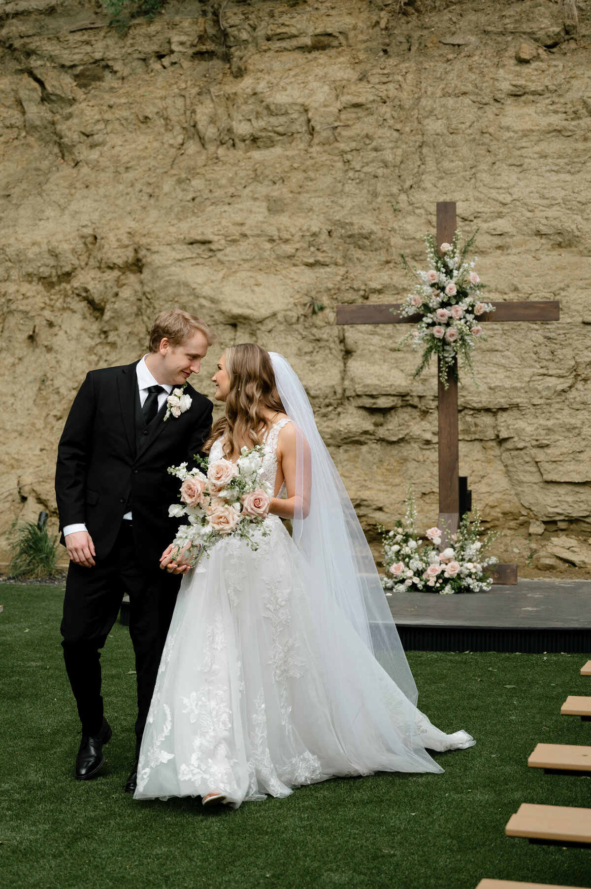 Katelyn and Josiah's Pepin, Wisconsin Wedding Photography-275