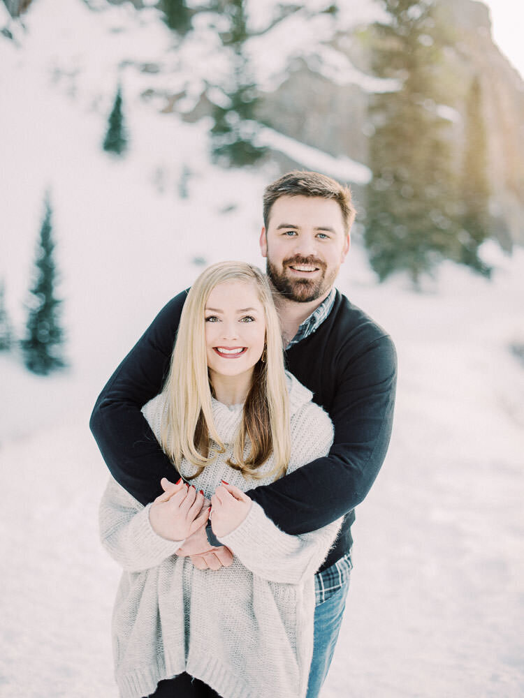 Colorado-Family-Photography-Vail-Mountaintop-Winter-Snowy-Christmas-Photoshoot41