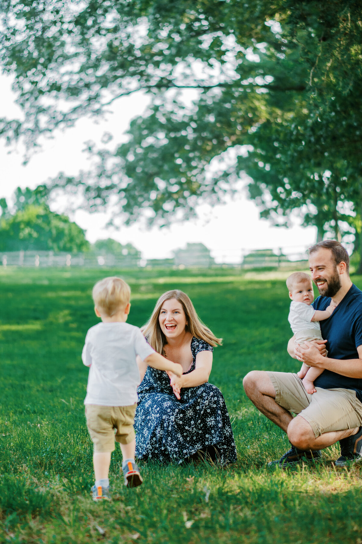 Annapolis-Lifestyle-Family-Portrait-Photographer-Lauren-R-Swann-photo-1-2
