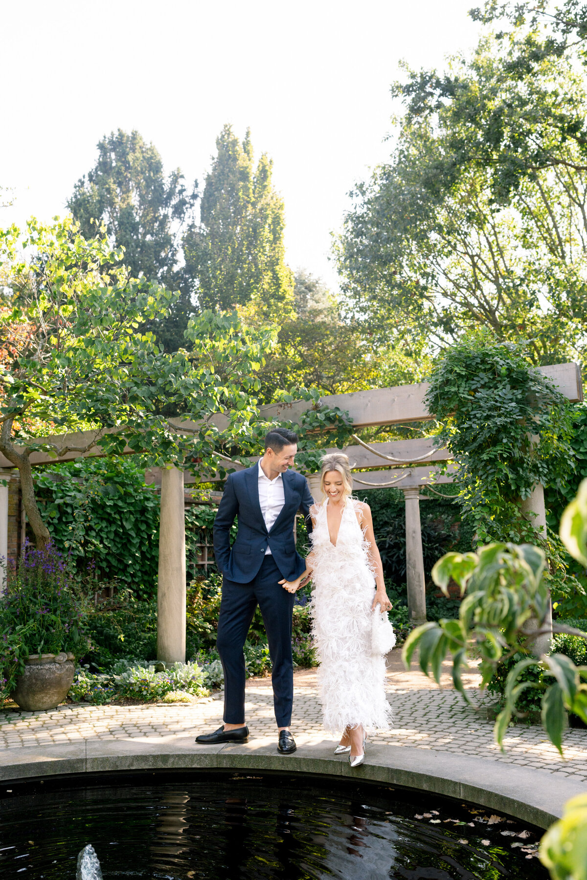 Berlez-Aspen-Avenue-Chicago-Wedding-Photographer-Engagement-Session-Chicago-Botanic-Garden-Selkie-Luxury-Editorial-True-to-Color-19