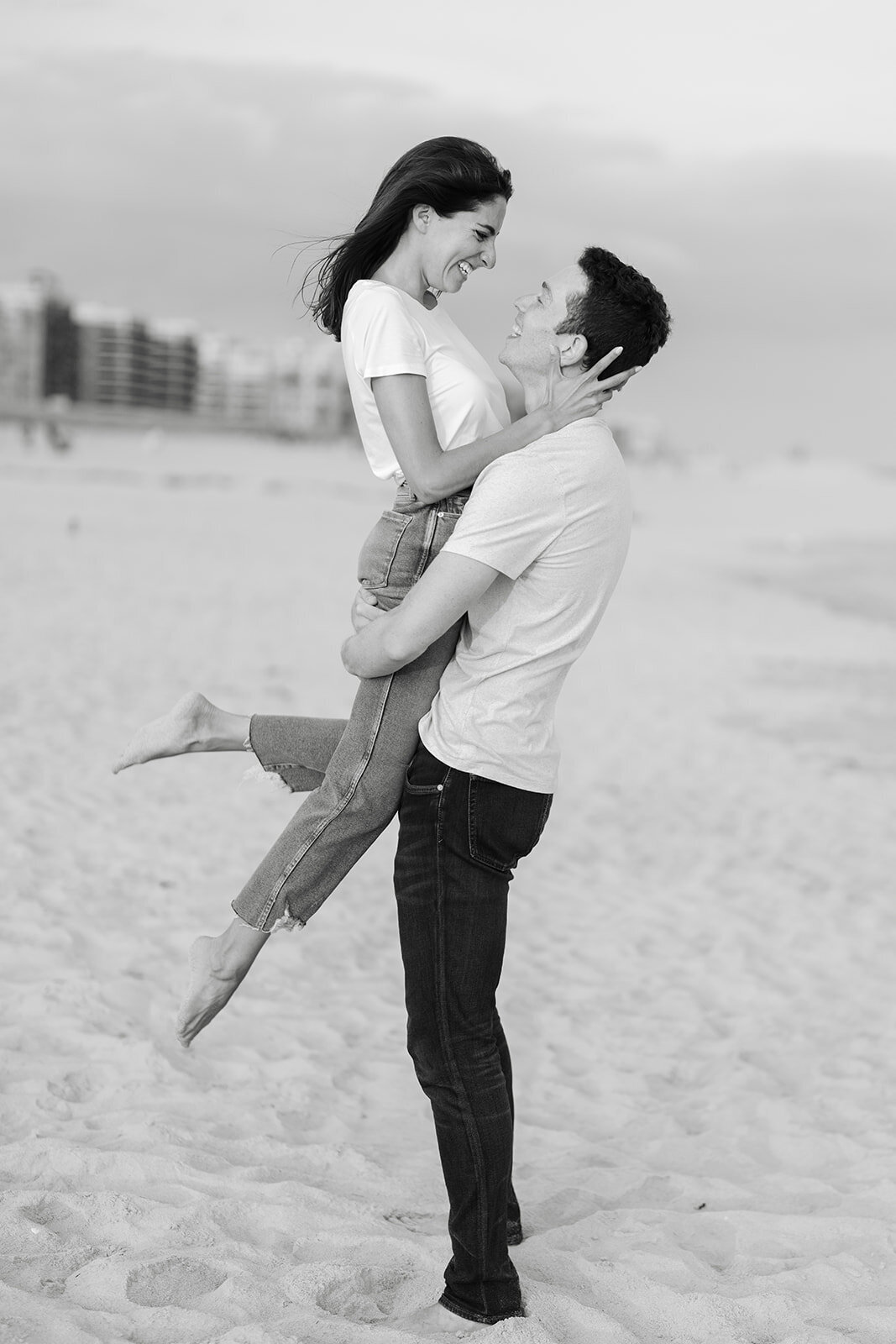 Laynie and Cody beach engagement18