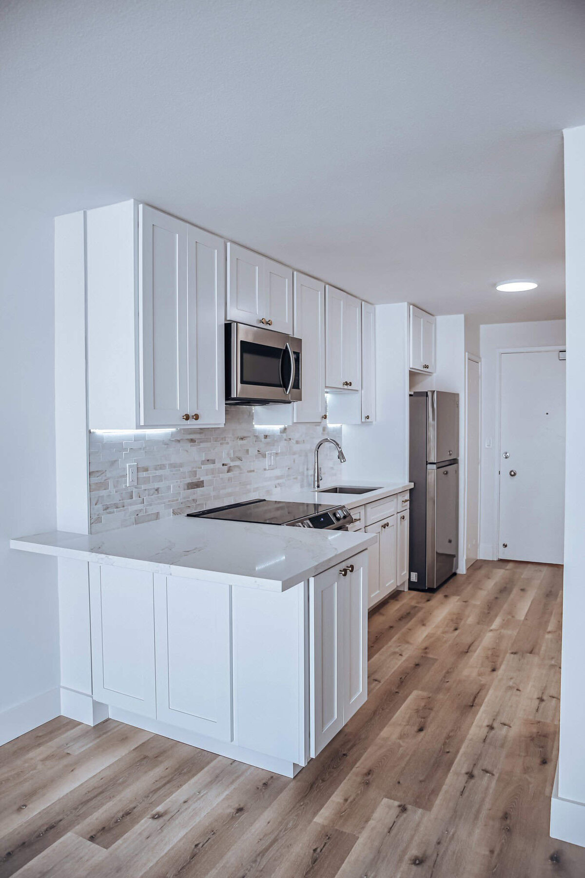 waikiki-vacation-rental-kitchen-renovation