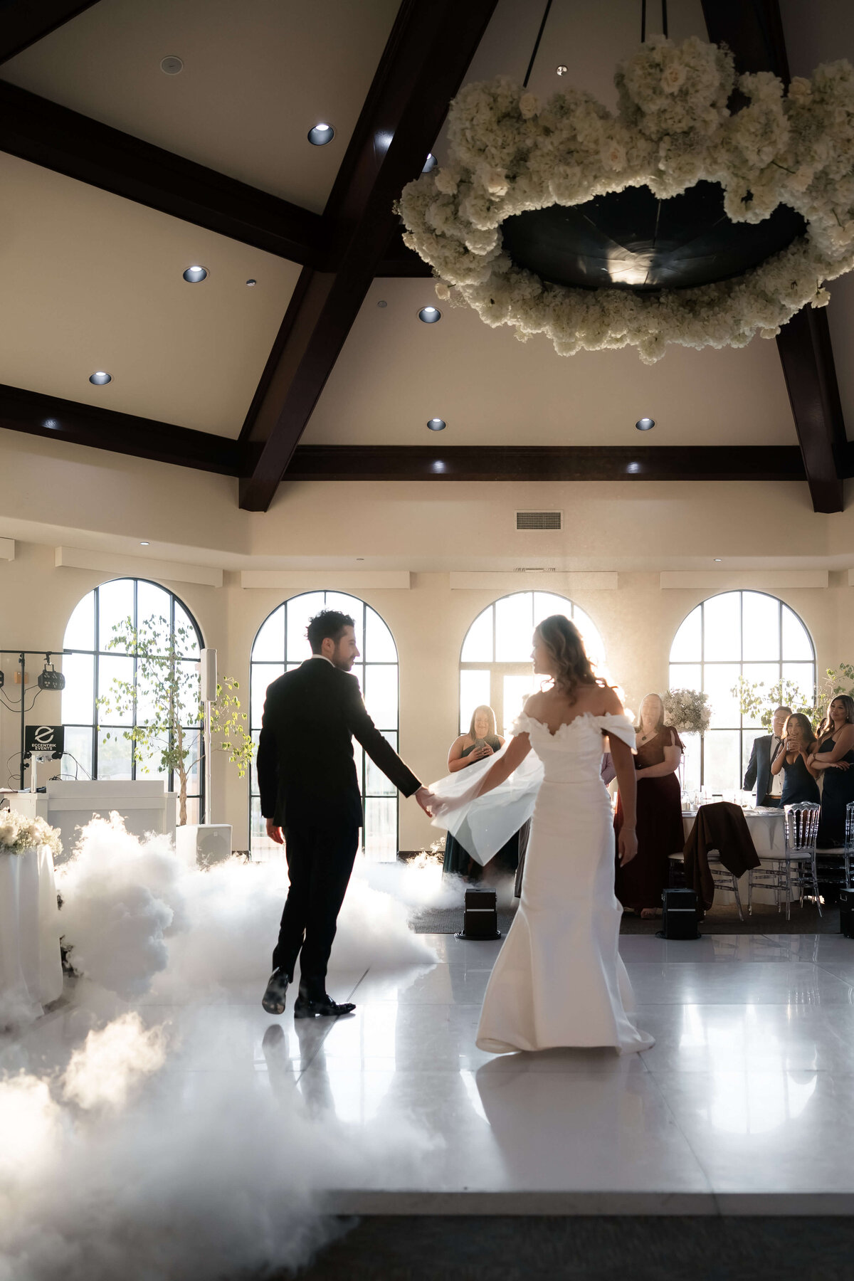 116_riskyexposure_marley-simon_las-vegas-elopement-photography