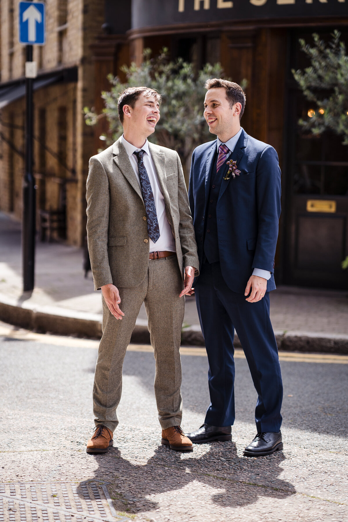 intimate-london-old-marylebone-town-hall-wedding-57