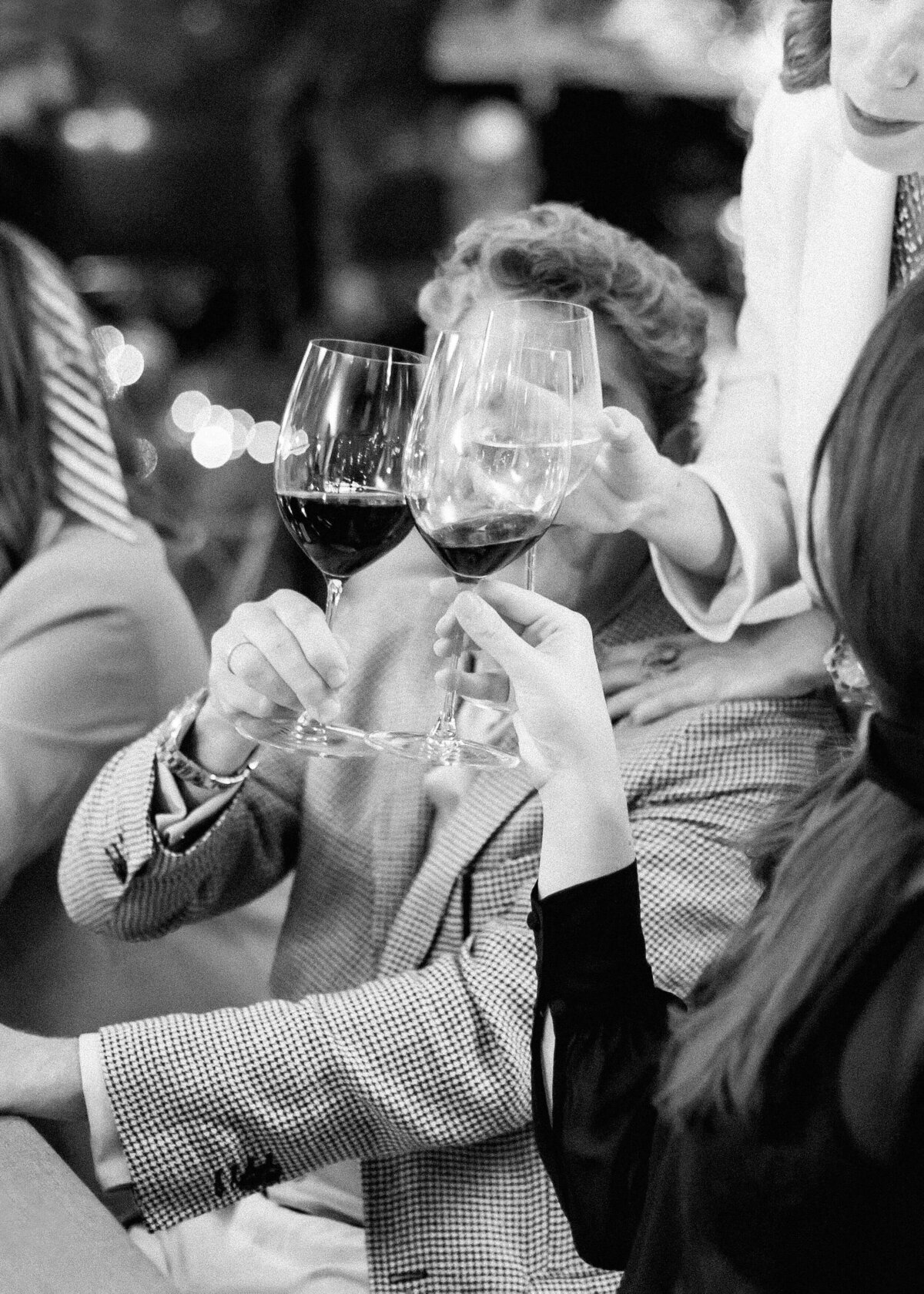 chloe-winstanley-events-gsp-guests-wine-glass