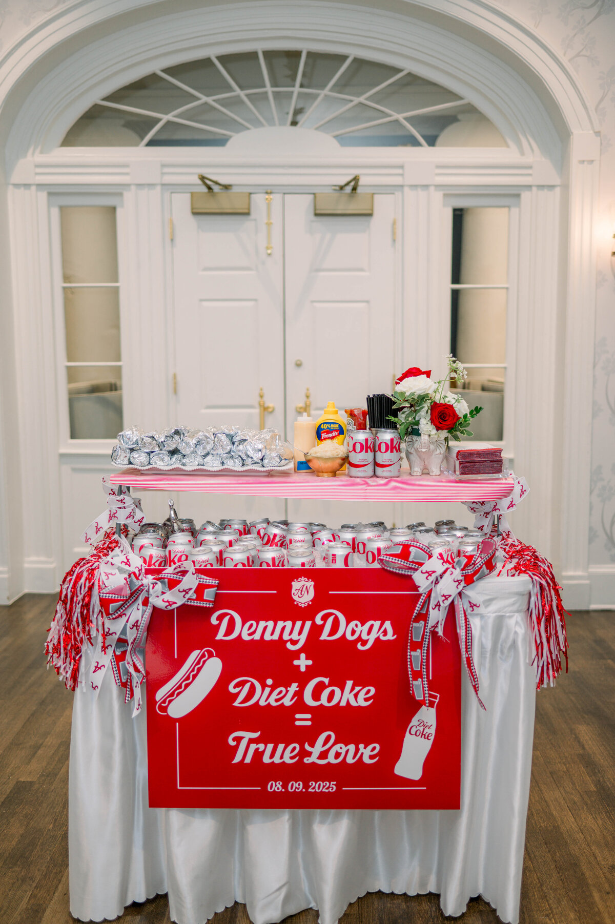 University of Alabama wedding decor