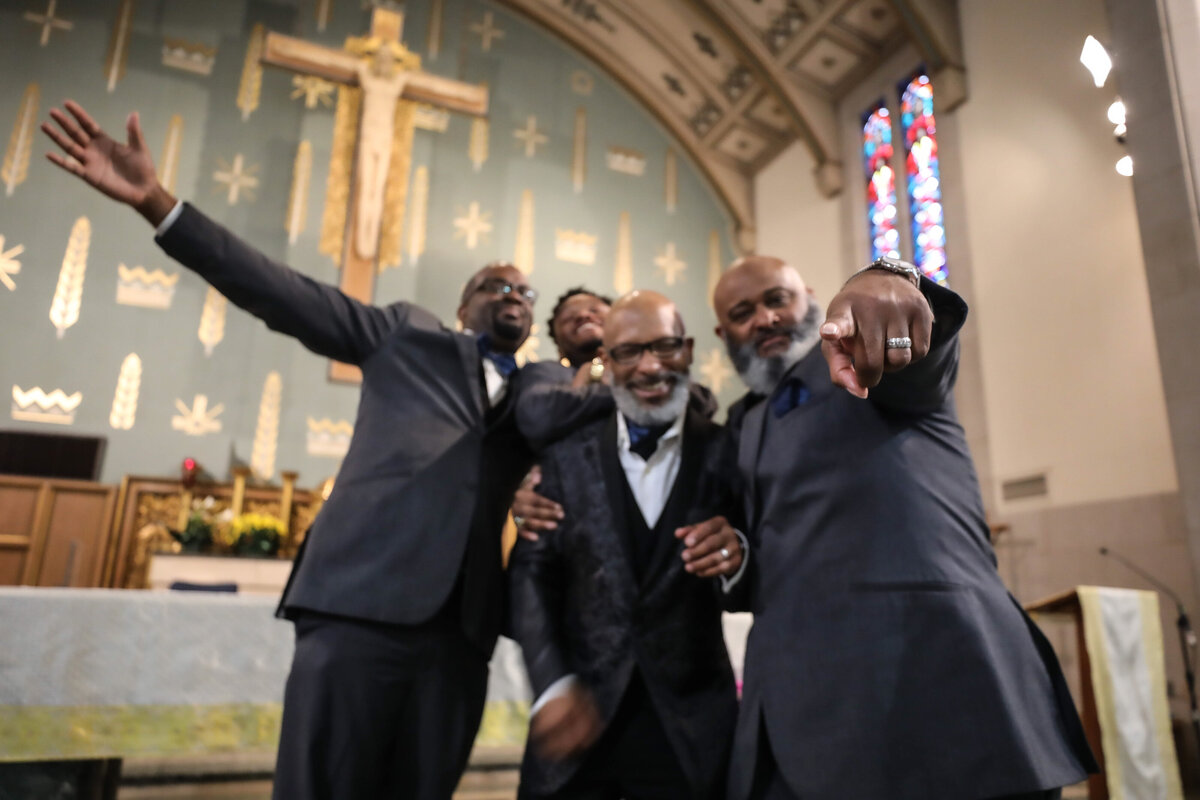 Groom_and_Groomans_having_fun