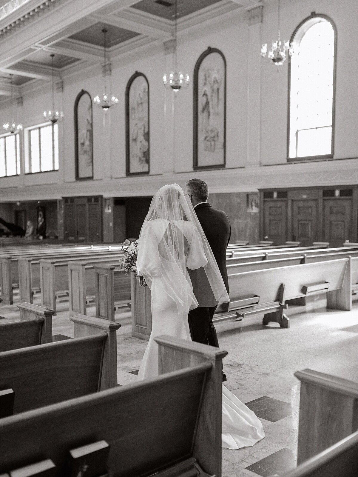 Chicago-Detroit-Catholic-Wedding-Photographers-_0022