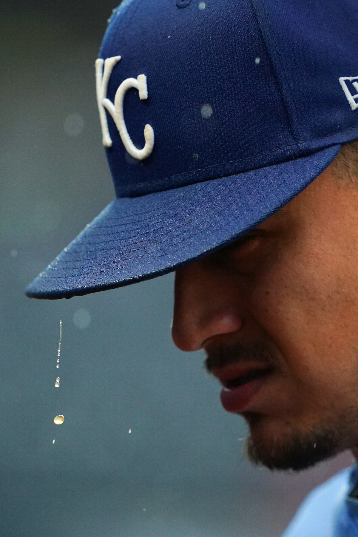 kansas-city-sports-photography-0121-royals-player-closeup-sweating