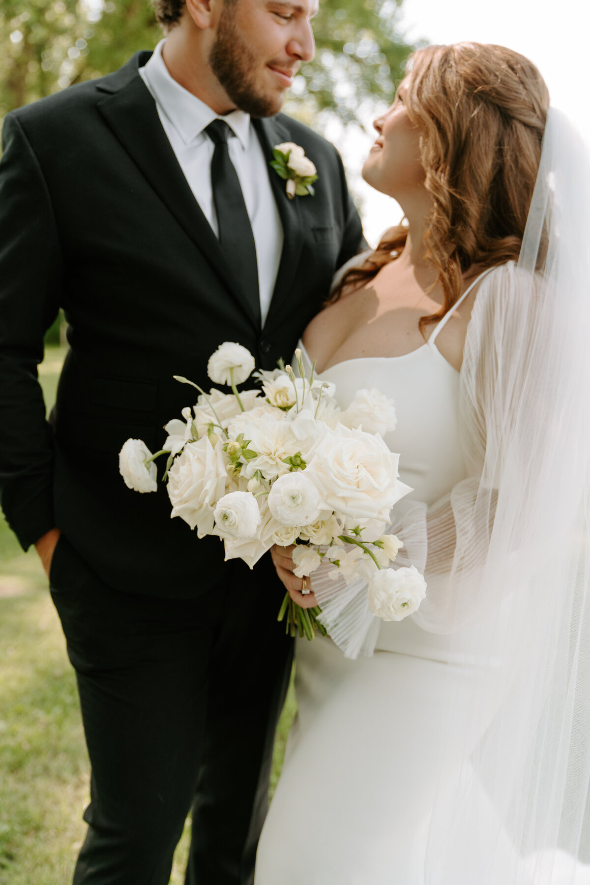evergreen_weddings_co_canada_wedding_planner_designer_ottawa_winnipeg_toronto_full_service_wedding_planning_management_coordination_coordinating_design_services_designer_luxury_high_end_9 (2)