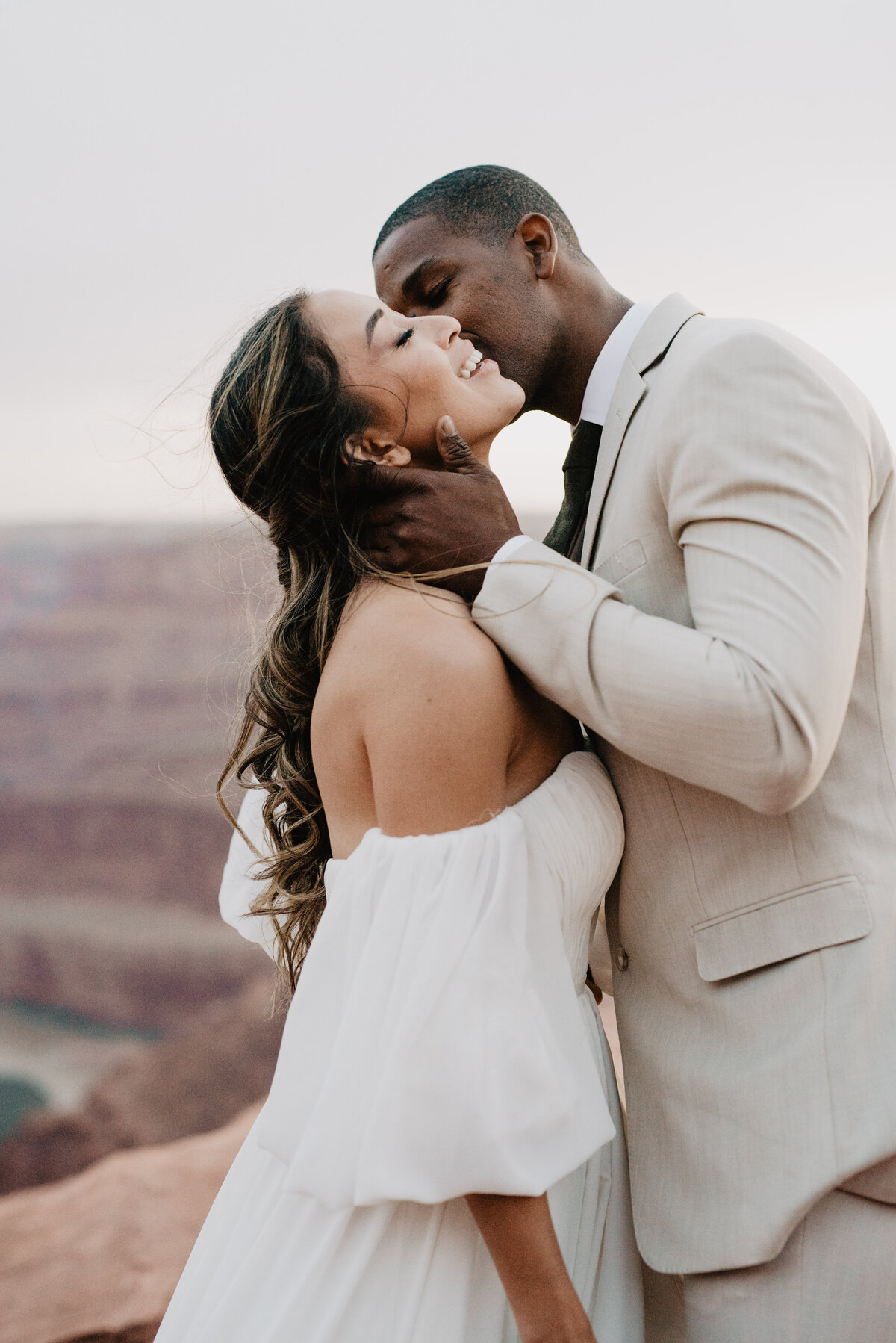 Utah Elopement Photographer captures utah wedding portraits