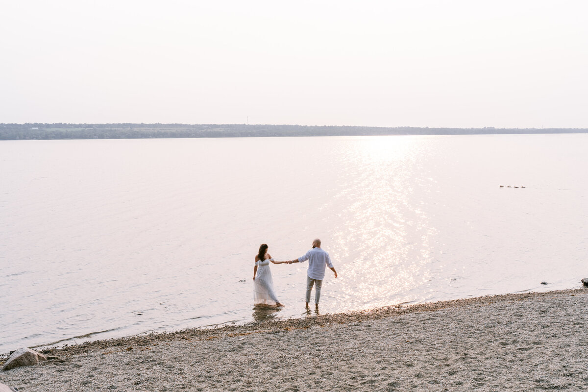 0210 Hanan Tehaili Engagement Sunrise at the Beach Session - Photography by Emma