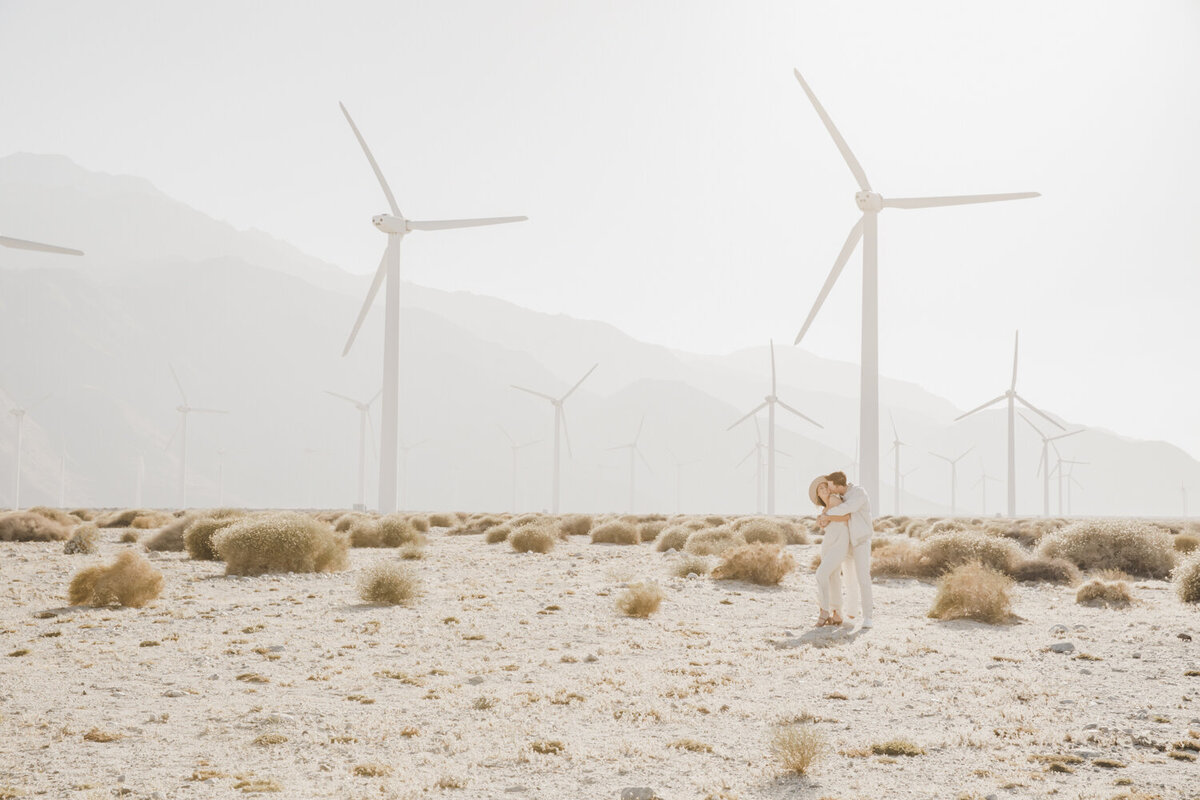PERRUCCIPHOTO_PALM_SPRINGS_WINDMILLS_ENGAGEMENT_37