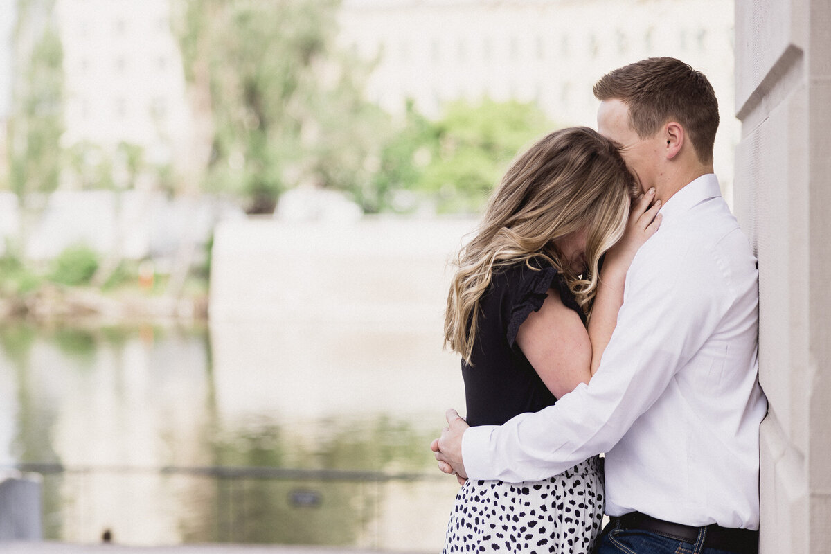 downtown-milwaukee-engagement-session-23