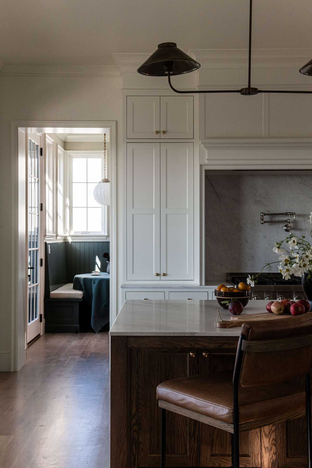 dutch-tudor-kitchen-with-integrated-hood-and-island