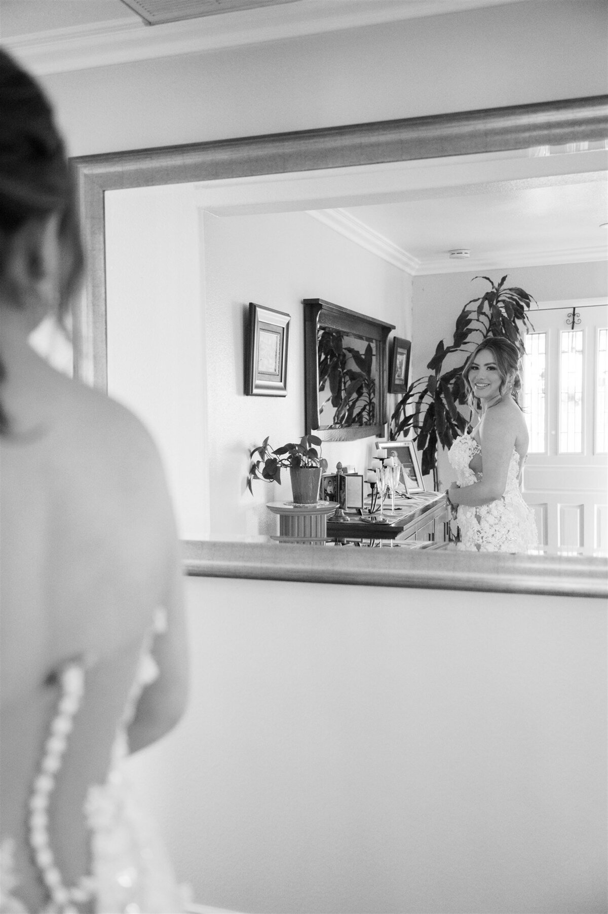 JessicaJoaquinGettingReady-0042