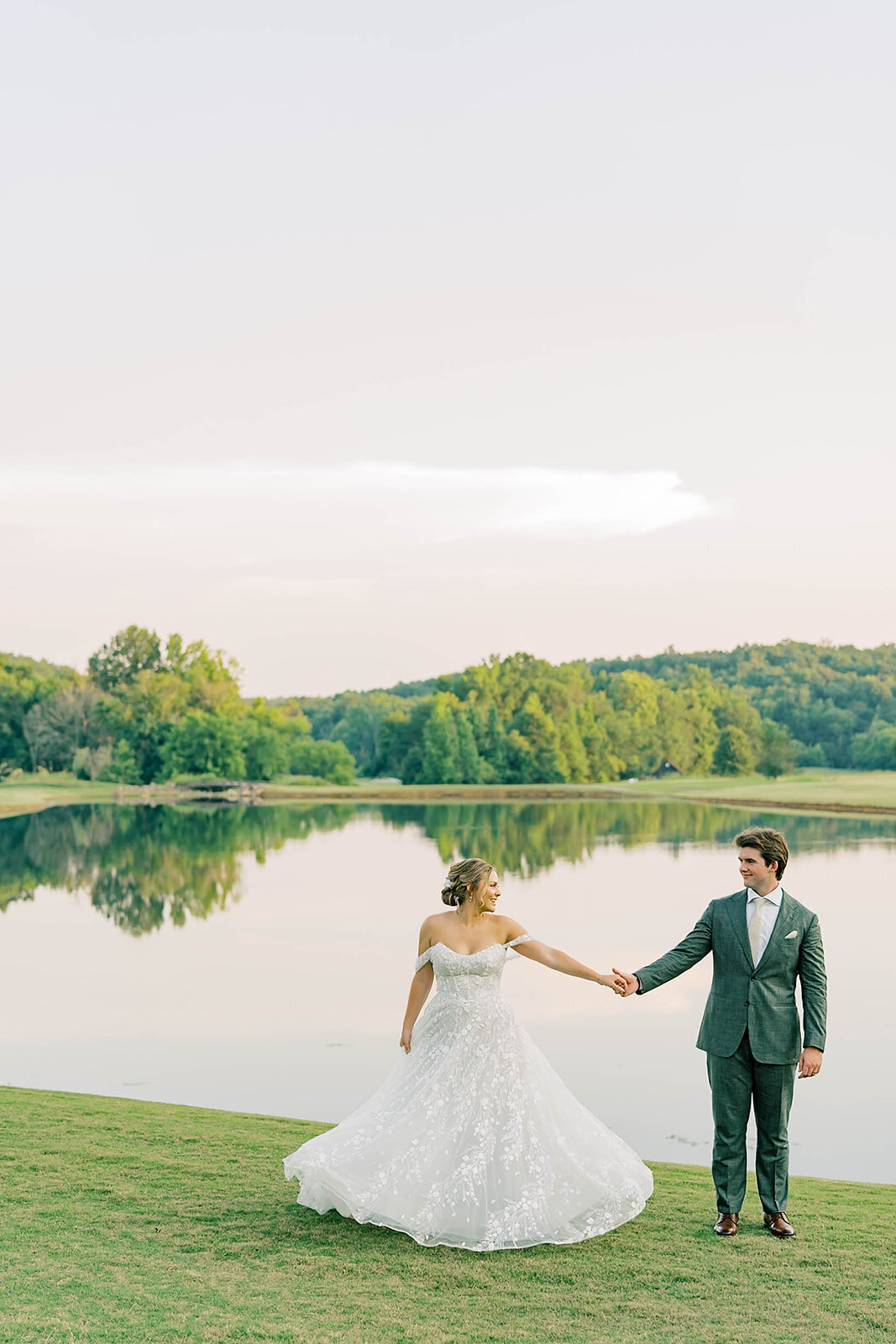 BARNSLEY RESORT WEDDING-09099-2