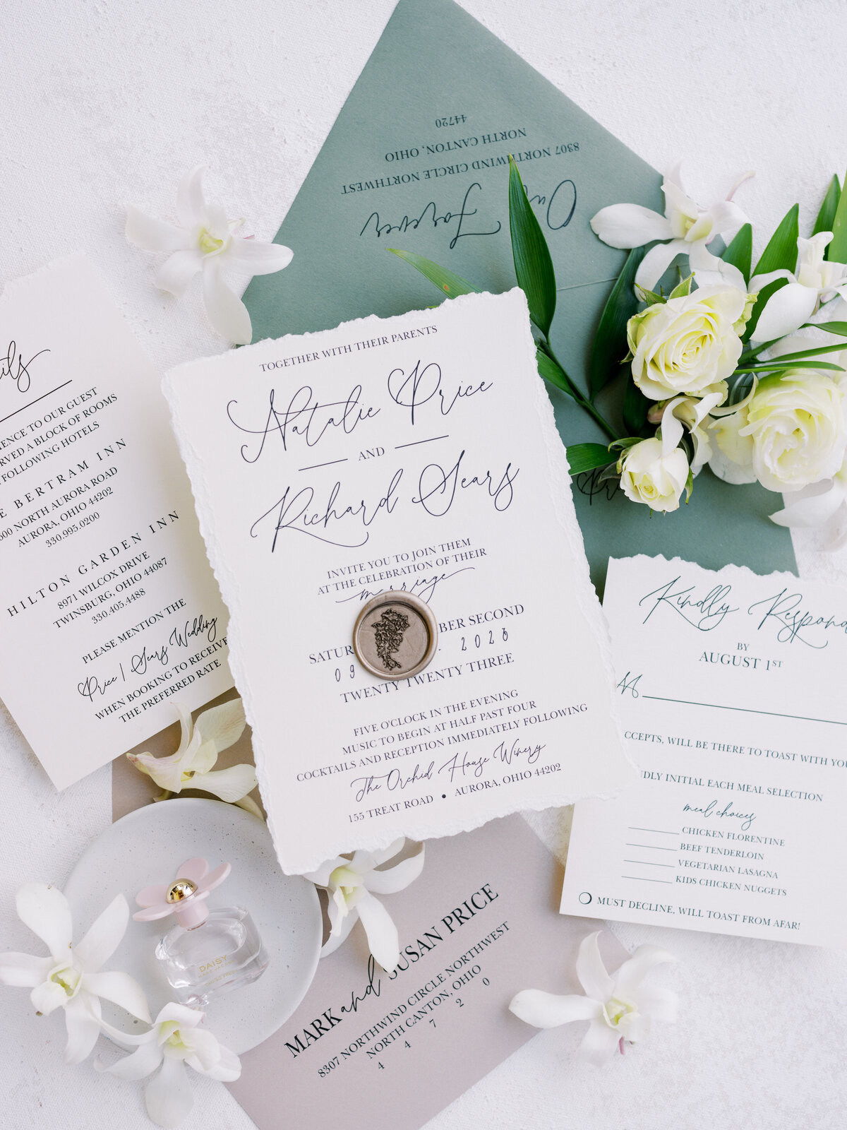 elegant-wedding-invitation-suite-00001