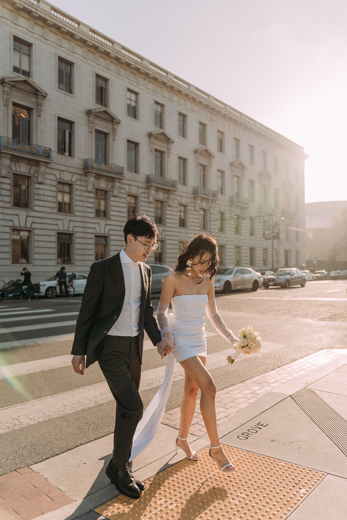 Joyce Li Photography Destination Wedding Elopement Engagement Lifestyle Portrait Photographer West Coast Seattle Washington California sfcityhallelopement-76