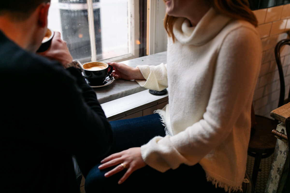 candid-boston-engagement-photographer-zev-fisher054