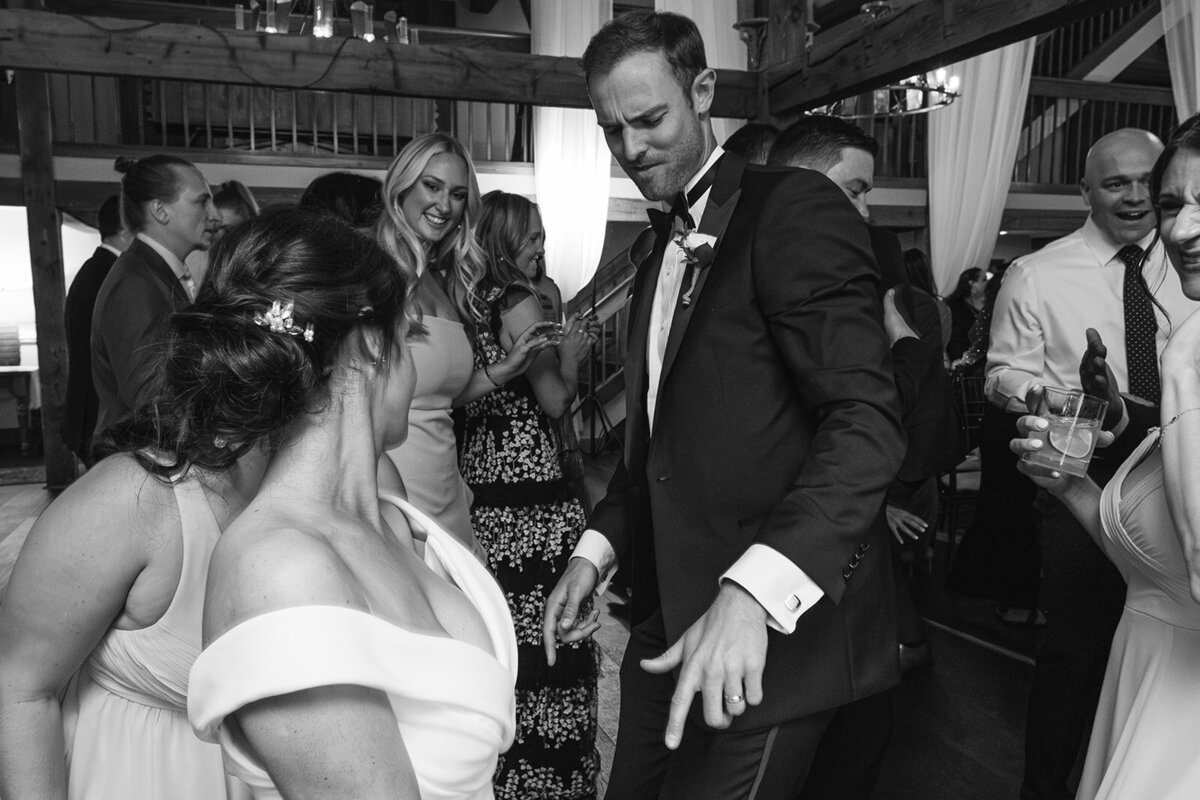 bella-luce-by-michelle-andrea-new-england-photographer-wedding-perry-family-reception-101