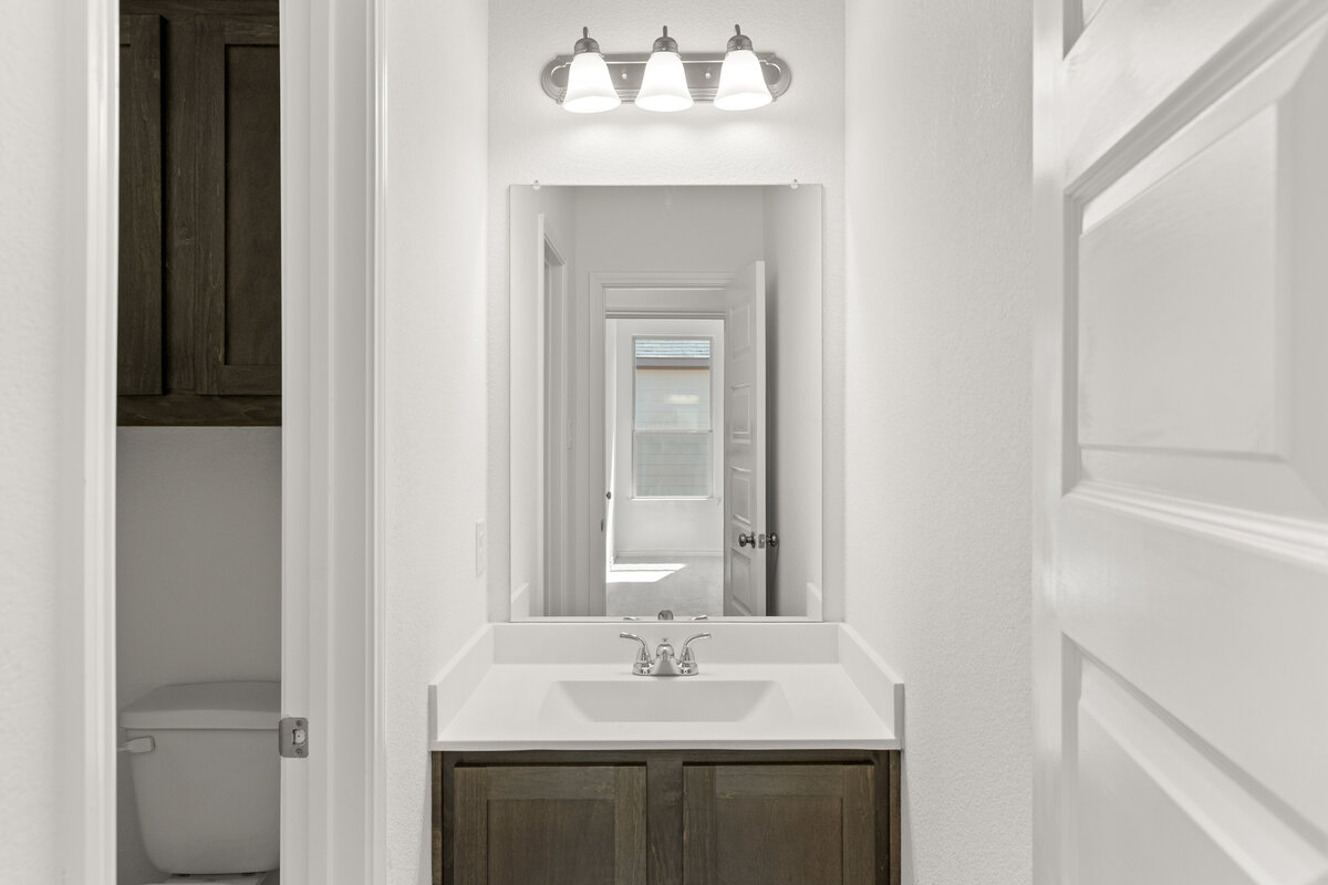 402 Mockingbird Lane- Bathroom-3