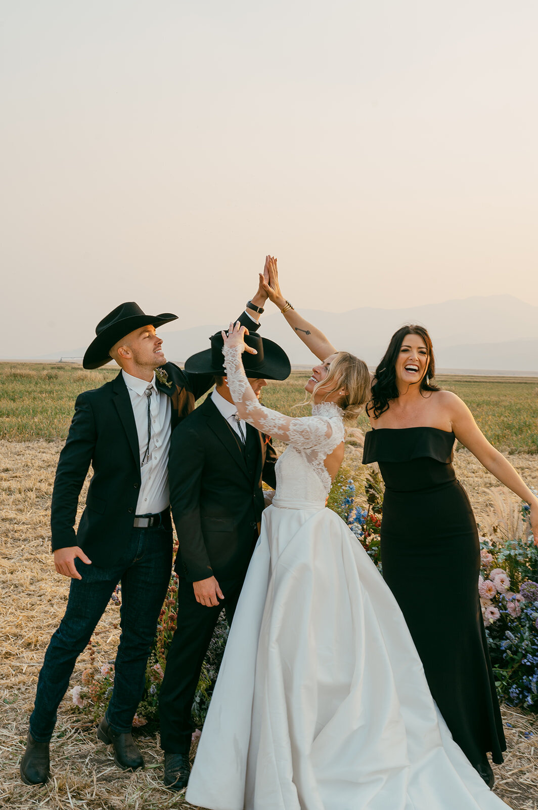 presley-gray-photo-Deerlodge-rustic-western-Montana-wedding-5802