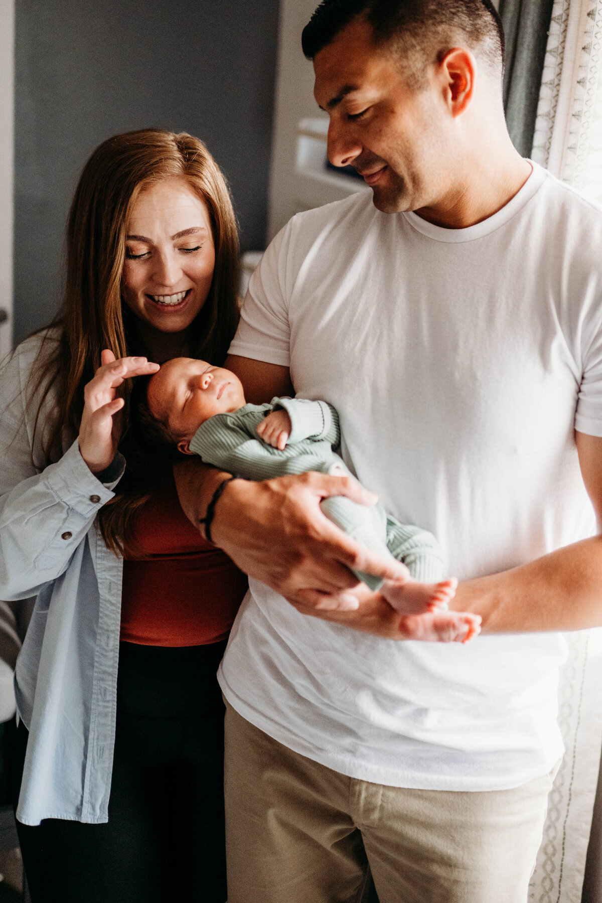Las-Vegas-Newborn-Photos-at-home (16)