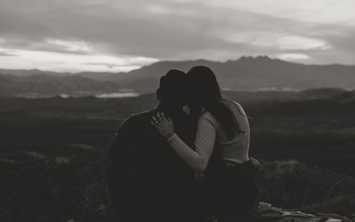 proposal-couple-four-peaks