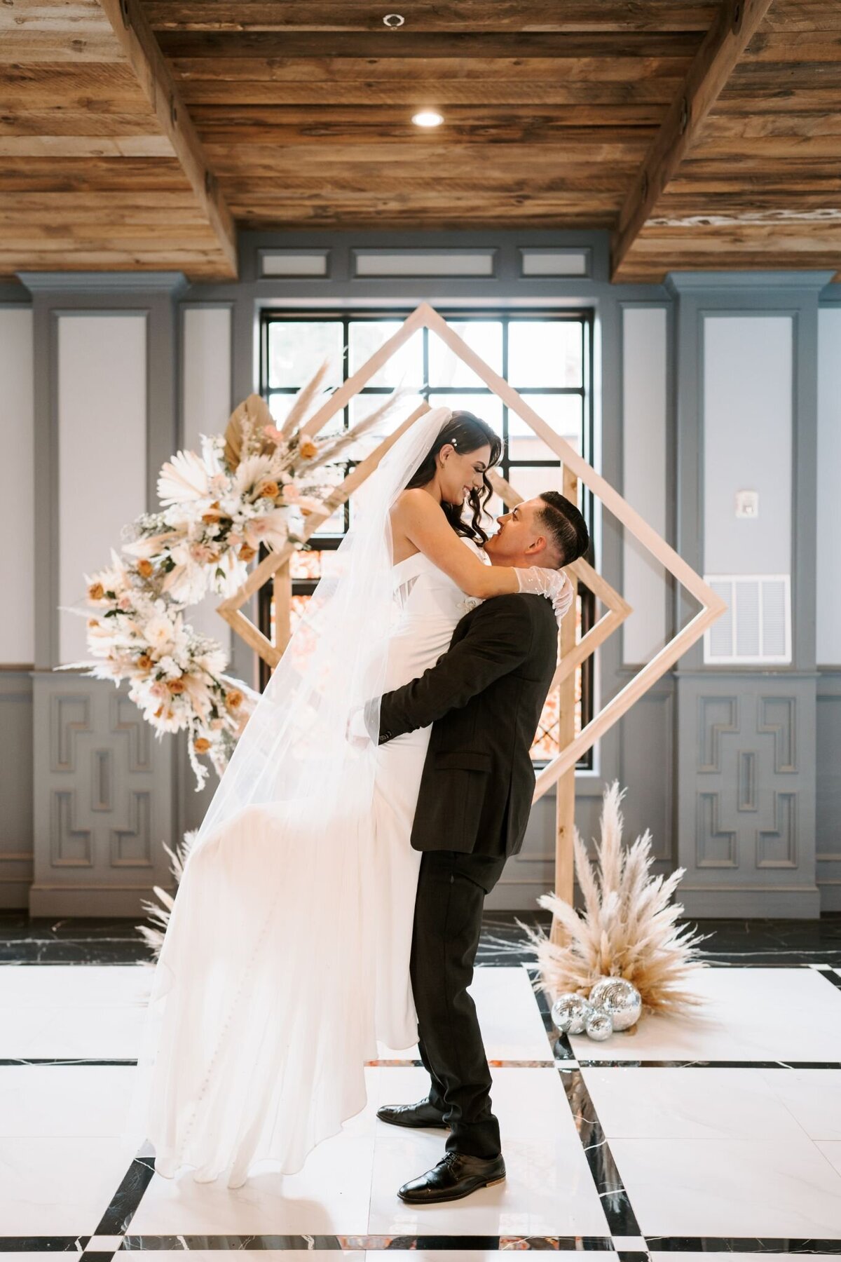logan-inn-wedding-101