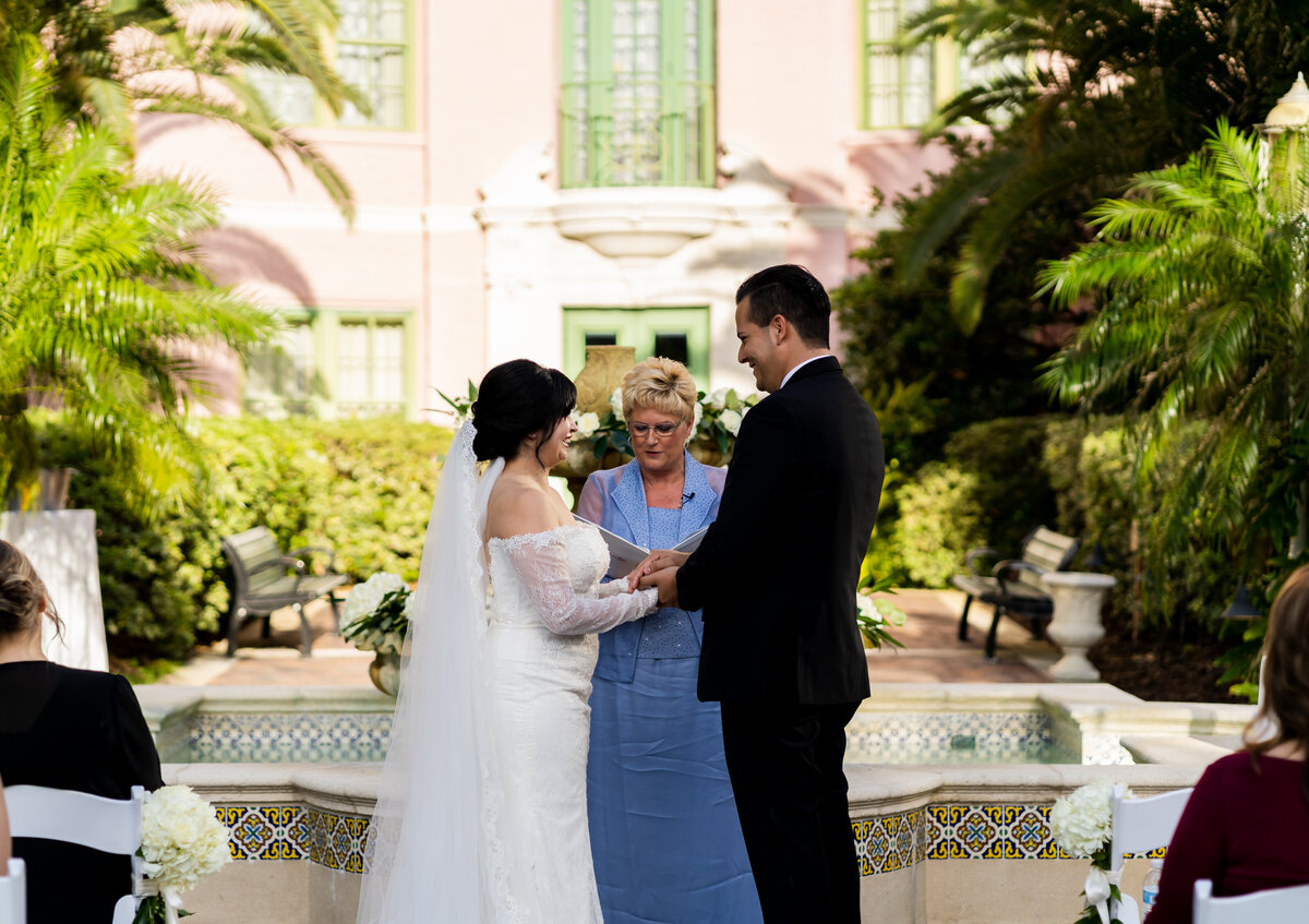 maddness-photography-the-vinoy-elope-in-st-pete-chantilly-chic-celebrations-11