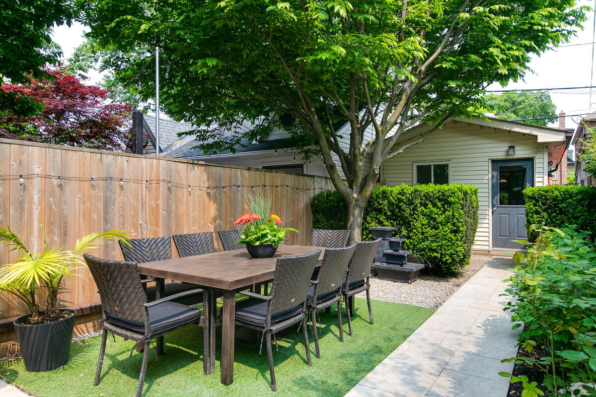 63-web-or-mls-74_006_Backyard