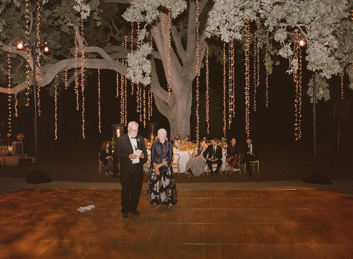 meg-smith-santa-ynez-winery-wedding-beaulieuu-garden00107