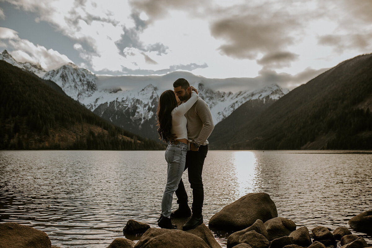 Winter Engagement Photography in the mountains Vancouver BC