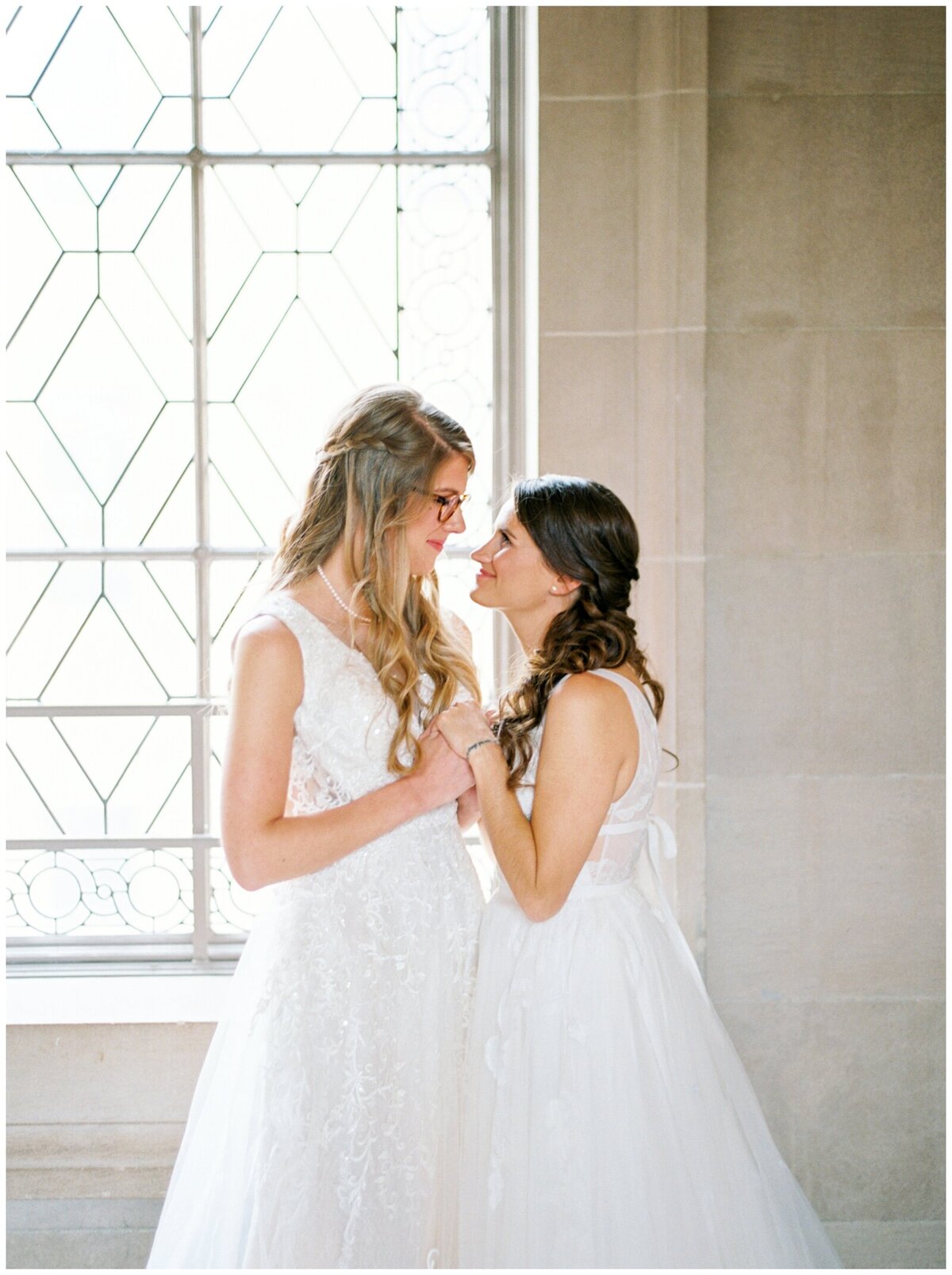 Bri-Adrianna-San-Francisco-City-Hall-Wedding-Cassie-Valente-Photography-0057