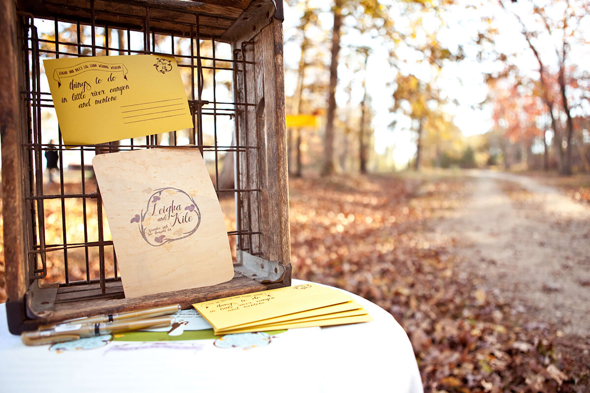 whimsical-cabin-guest-book-wedding-ampersandink