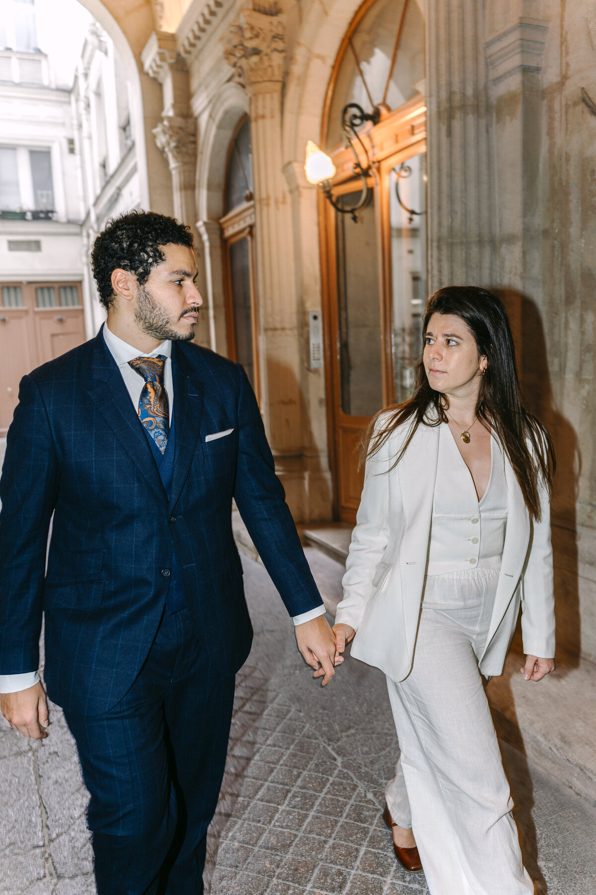 aurore poupon photographe love session paris wedding photographer-38