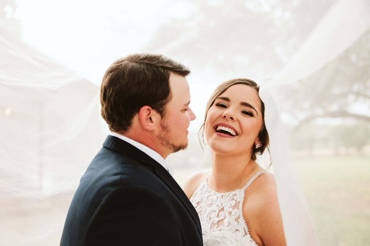 bride and groom portrait in tangipahoa parish