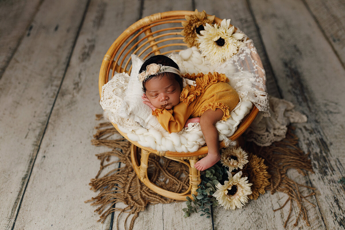 McDonough newborn photographer, Atlanta Newborn Photographer, Fayetteville newborn Photographer, Peachtree city newborn photographer, Hampton ga newborn photographer, marietta ga newborn photographer