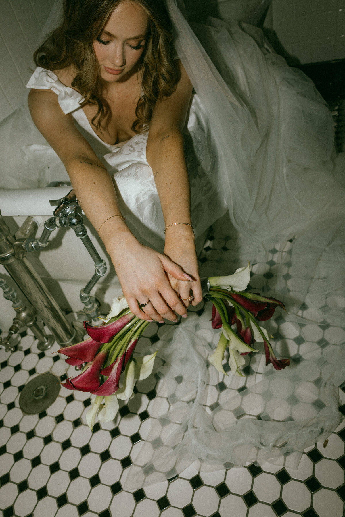 Kansas City Wedding Photographer _ Documentary wedding photographer _ KC Engagement Photographer _-3