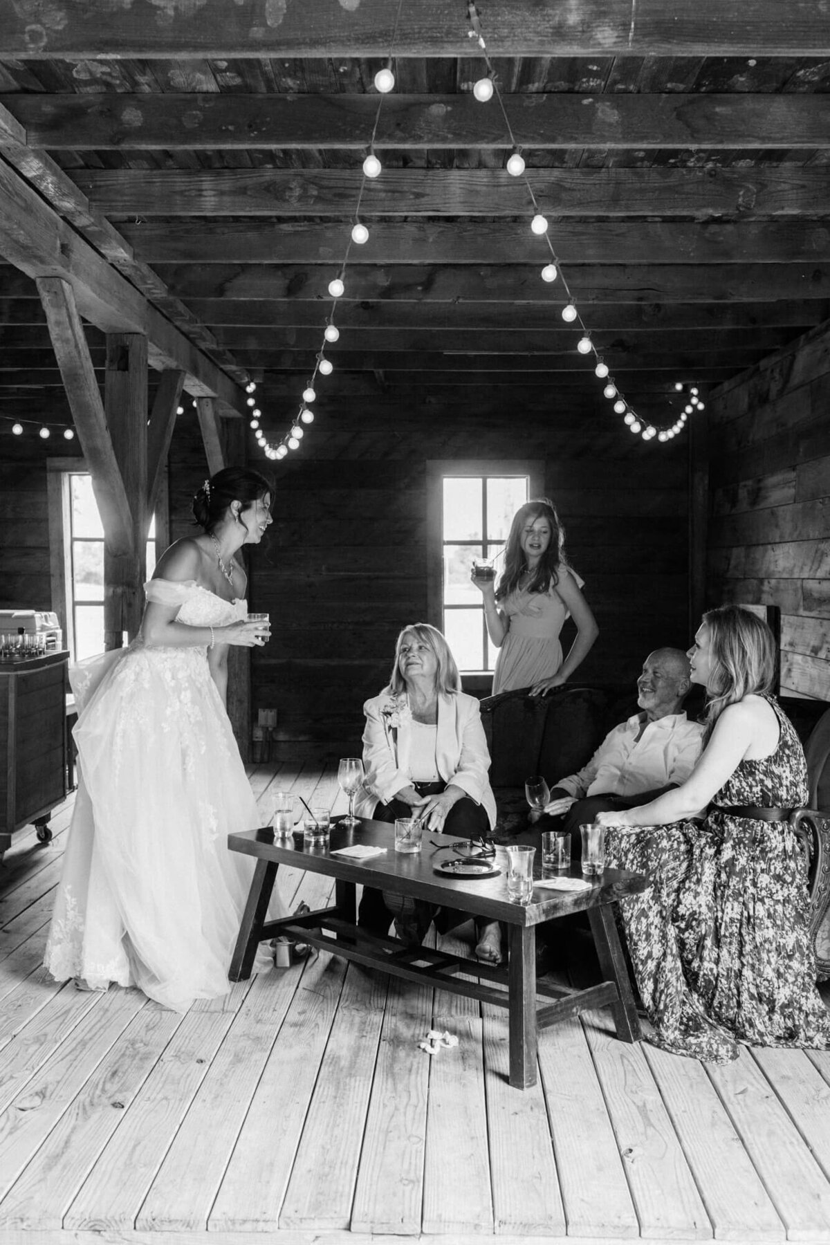 bride-talking-with-family